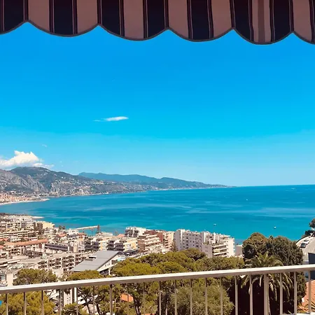 Rocamare - Entre Monaco Et Menton, Pres Des Plages *